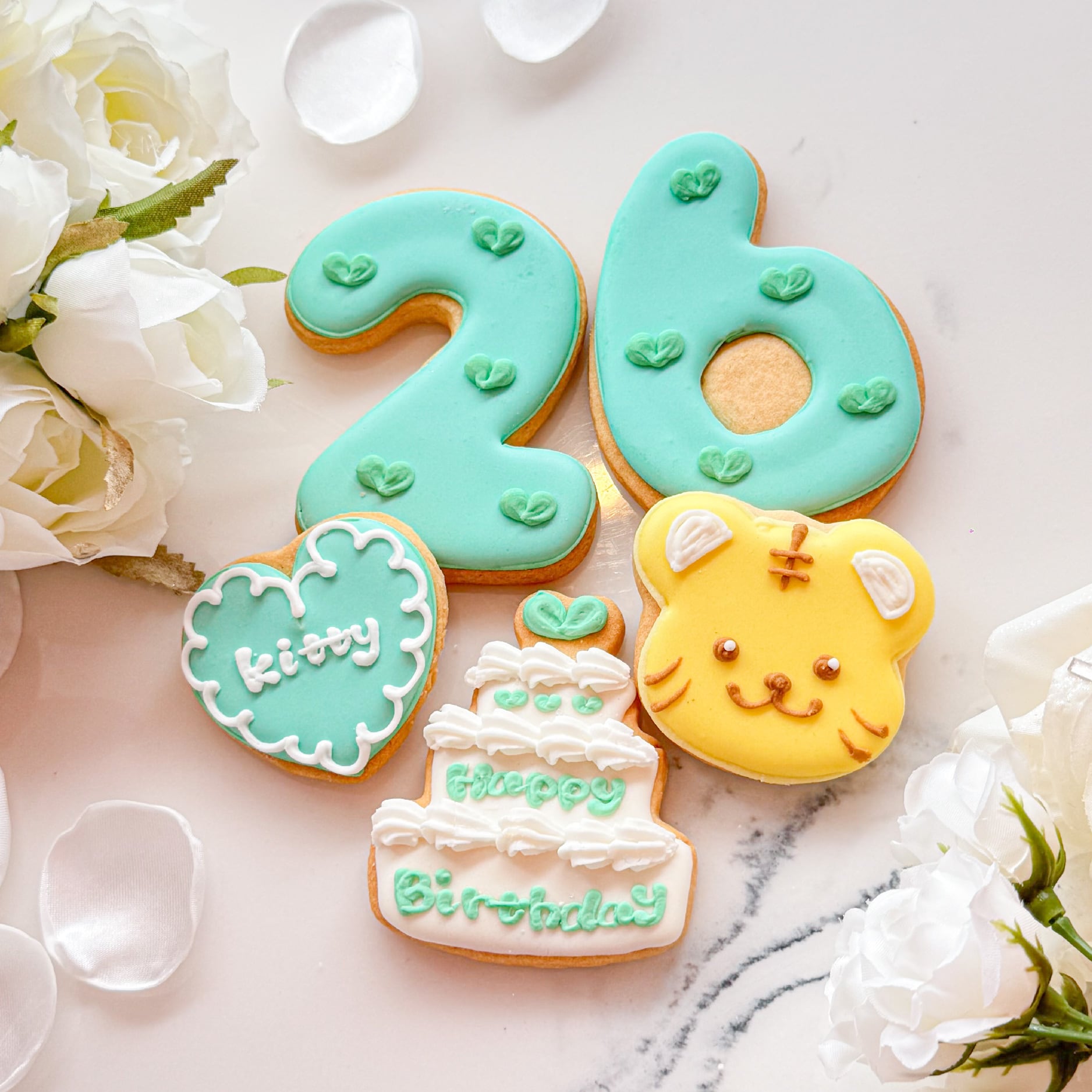 乐天商城 - トラ 誕生日セット アイシングクッキー 名入れ 数字 年齢 虎 推し 可愛い 誕生日 プレゼント オーダー 推し活 グッズ 韓国 名入れ ケーキデコレーション 選べる13色 デビュー記念