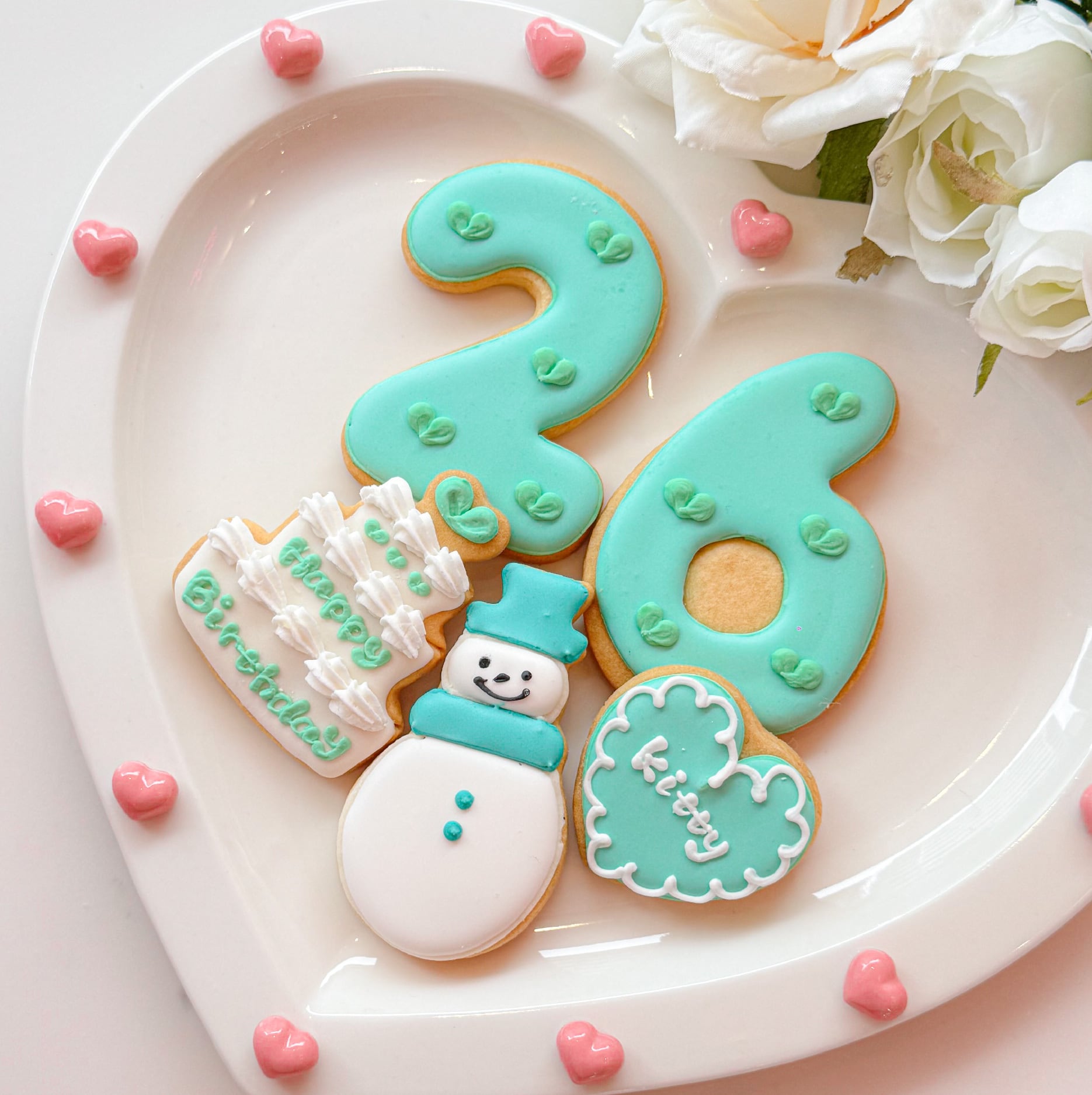 乐天商城 - 雪だるま 誕生日セット アイシングクッキー 名入れ 数字 年齢 可愛い 誕生日 プレゼント オーダー スノーマン 推し活 グッズ 韓国 名入れ ケーキデコレーション 選べる13色 デビュー記念