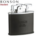 商品説明RONSON Standard1943年発売以来アメリカでベストセラーのオイルライターです。古き良き時代のライターを眺めながら、至福の時のお供に…使用方法ライター上部の着火レバーを押すと着火します。※使い始める際にはオイルの補充が必要です配送についてネコポス（ポスト投函便）にて発送致します。※ネコポス許容数を超える場合、宅配便配送商品との同梱の場合、宅配便にて発送致します。商品詳細タイプ燃焼式フリントオイルライター炎普通火着火方式フリント式燃料タイプオイル加工ブラックマットサイズH49×42×14mm重さ63g付属品取扱説明書兼保証書（2年保証）、ロンソンロゴ入り紙箱入り発売元ウインドミル消耗品 GiftboxRONSON Standardロンソン スタンダード R02-0028 ブラックマットフリントオイルライター