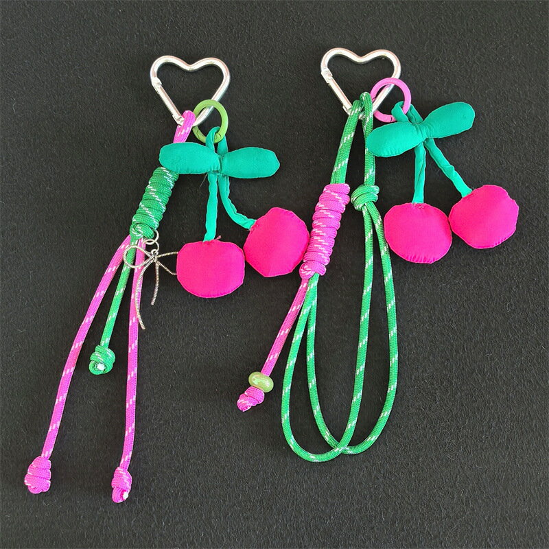 レディース バッグチャーム布工芸のさくらんぼモチーフキーホルダー アクセサリー 高品質 大人用 おしゃれ シンプル ギフト