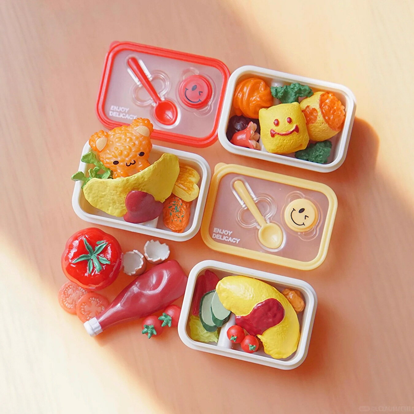 Rakuten - ミニチュア ドールハウス用 弁当箱 保存容器 フードコンテナ 全3色 シンプル キッチン小物