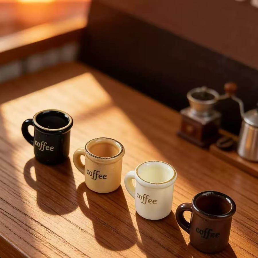ミニチュア コーヒーマグカップ トールハウスデザイン キャラクター食器 デスク小物 おしゃれなインテリア 4色展開