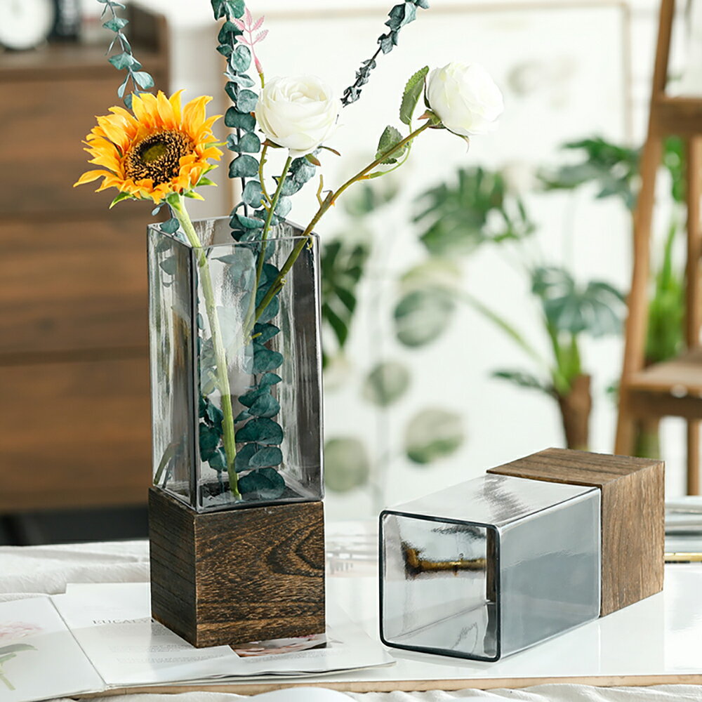 和風 花瓶 高品質ガラス 贅沢な フラワーベース 天然木の台付き 手作り 一輪挿し 造花 生花 枝物 グレー インテリア 花器 大きい シンプル 四辺形 ストレート ギフト 玄関 寝室 店舗 ホテル 雑貨 洋室 和室用 新生活 引っ越し 母の日 プレゼント Kiyokyou