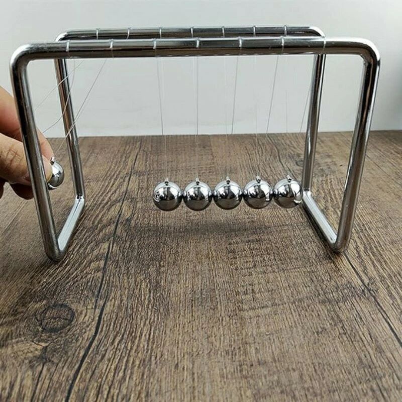 バランスボール ニュートンのゆりかご 18x9x13cm バランスボール 振り子 ゆりかご ストレス減らす 教育玩具 実験キット 卓上 フレーム バランス ボール インテリア 家の装飾 科学学習 科学物理ガジェット用のスイング キネティック ボール モーション トイ