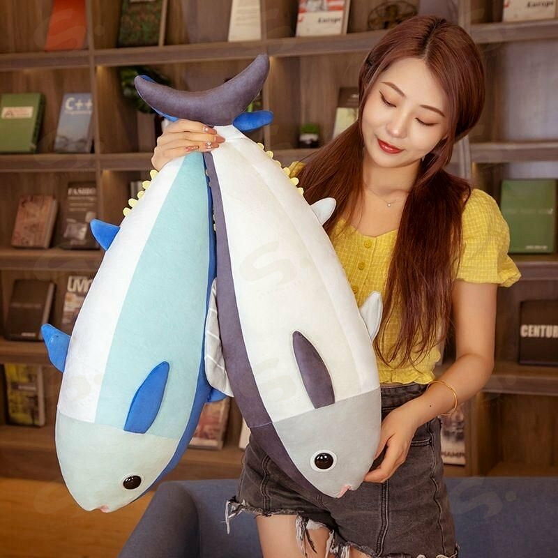 Rakuten - ＼SALE 1点5％OFF 2点10％OFF／マグロ まぐろ 鮪 海洋生物 大きい 動物 ぬいぐるみ 抱き枕 ベッド 玩具 ふわふわ もこもこ 女の子 男の子 かわいい ギフト おもちゃ イ
