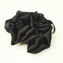 サテン素材の小さい野薔薇風ブローチ（ブラック）：R103