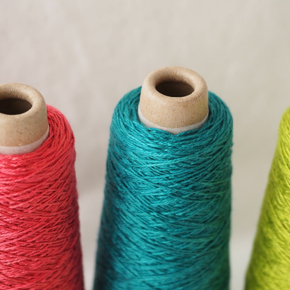 アウトレット シルク 100％ 糸 セット 100g × 8色 シルクヤーン コーン巻き 手芸 編み物 手織り