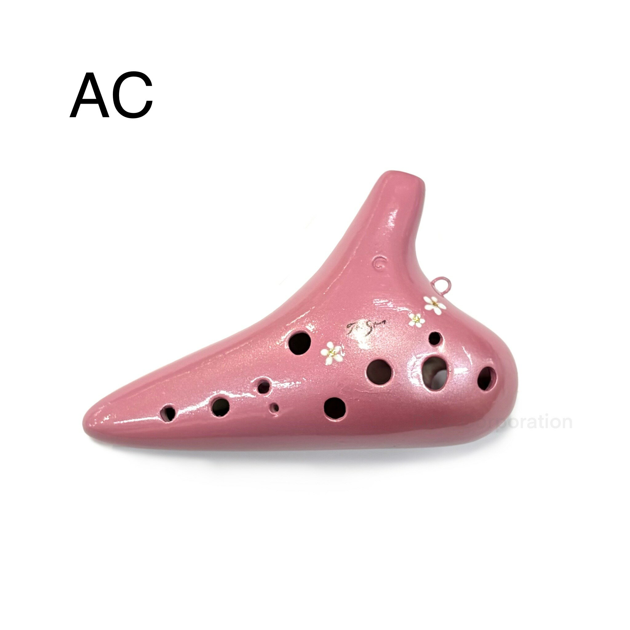 風花(ふうか)オカリナ TEE Spoonモデルシリーズは、オカリナ奏者:Takashi氏と、オカリナ職人:つがみまどか氏が作り上げた完全ハンドメイドのオカリナ。 【トイオカリナ】 種類：AC（アルトC管） 【付属品】 オリジナルソフトケース付き 初めての1本には、アルトC管がおすすめです♪