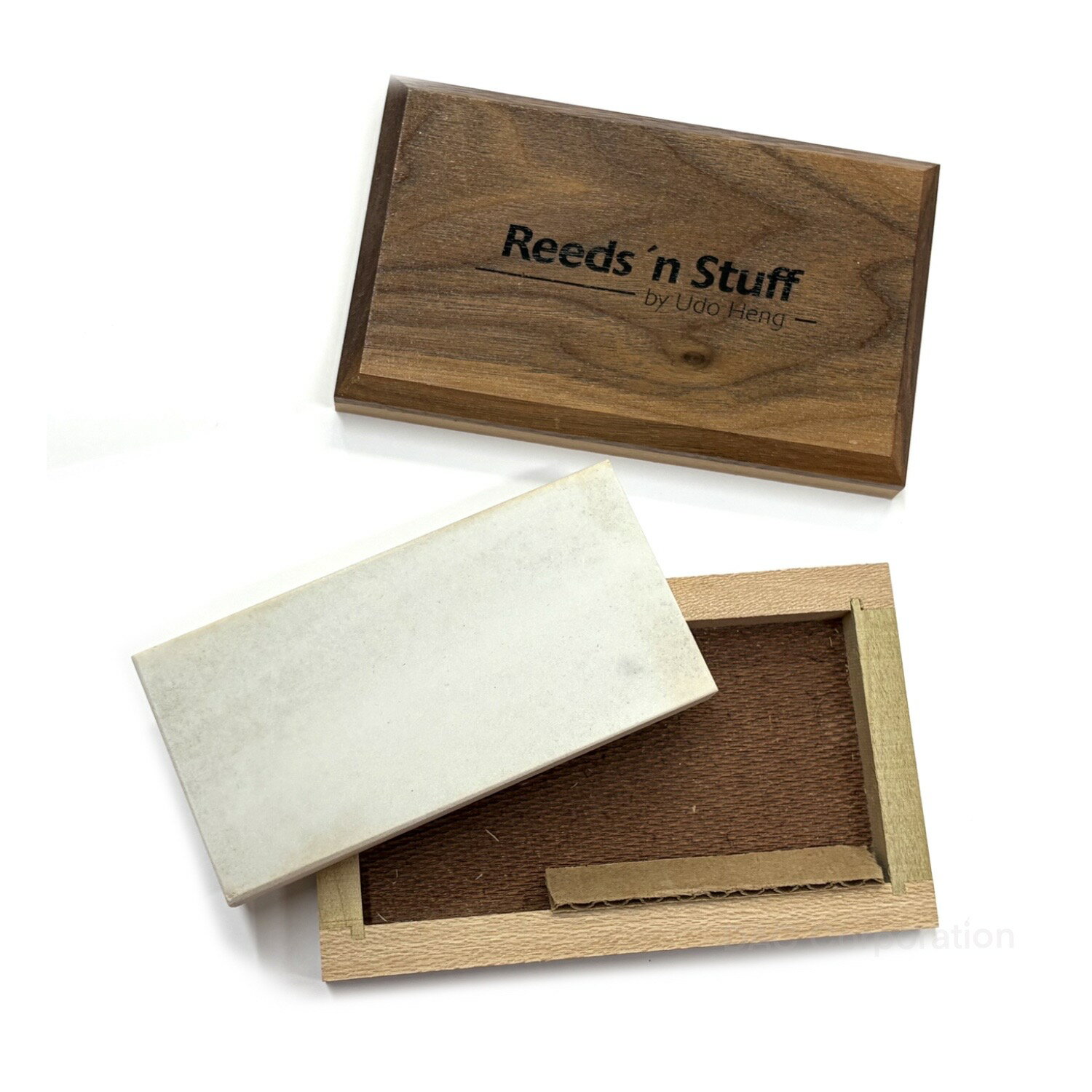 リードナイフ用の砥石 木箱入り 大きさ：約1010mm×510mm made in USA