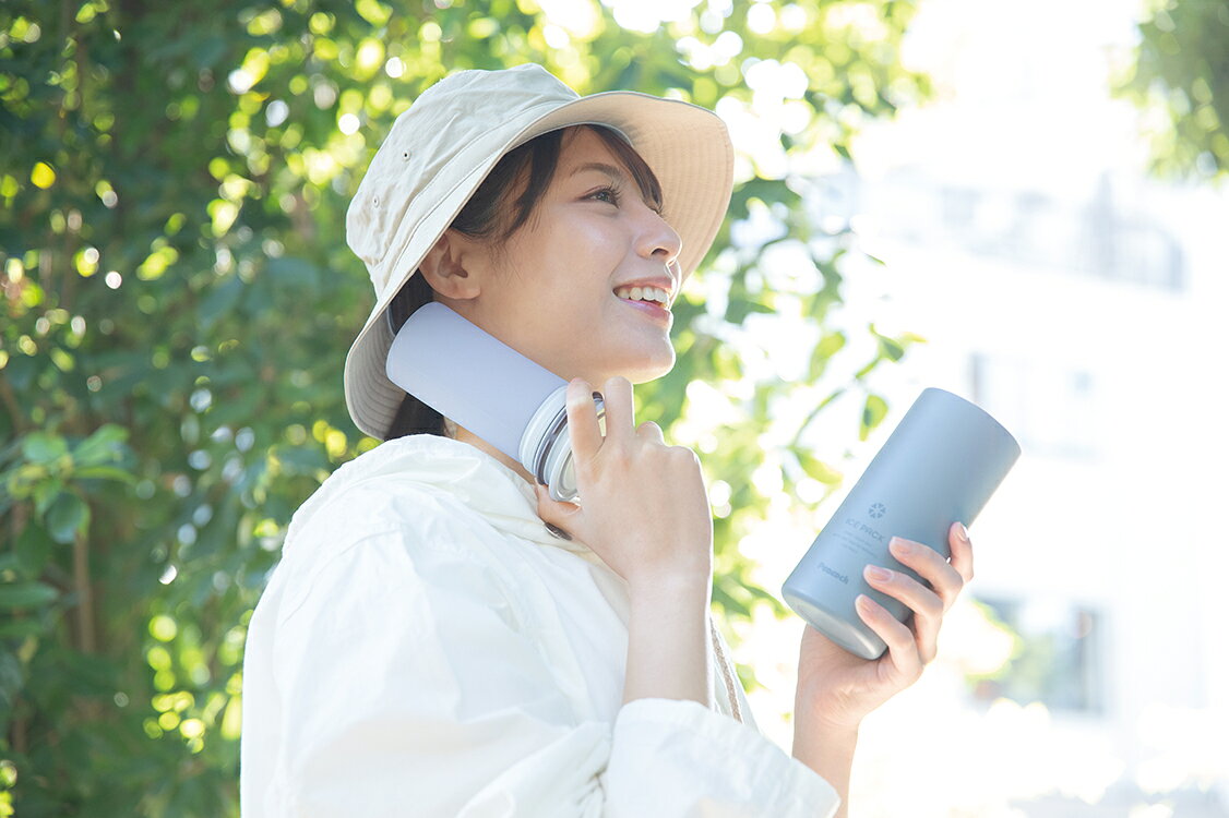 ★在庫有り★ ピーコック シリコンアイスパック ラージサイズ ホワイト ABB-L30W 【...
