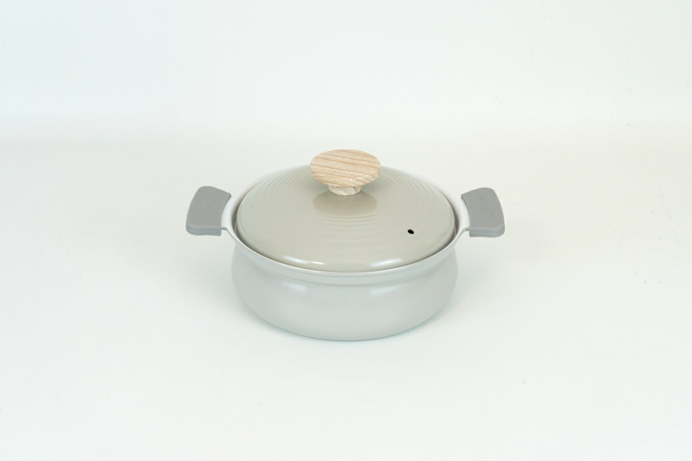 和平 軽いセラミック IH対応 卓上鍋 18cm RB-3651 【IH ガス 対応 軽量 アルミ PFOAフリー シリコンカバー 木目 北欧 おしゃれ 新生活 ..