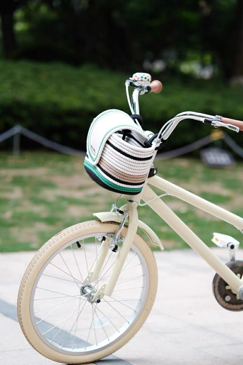 自転車用 カゴ 手編み収納バスケット 着脱式 ワンタッチ 自転車 サイクリング 脱着...