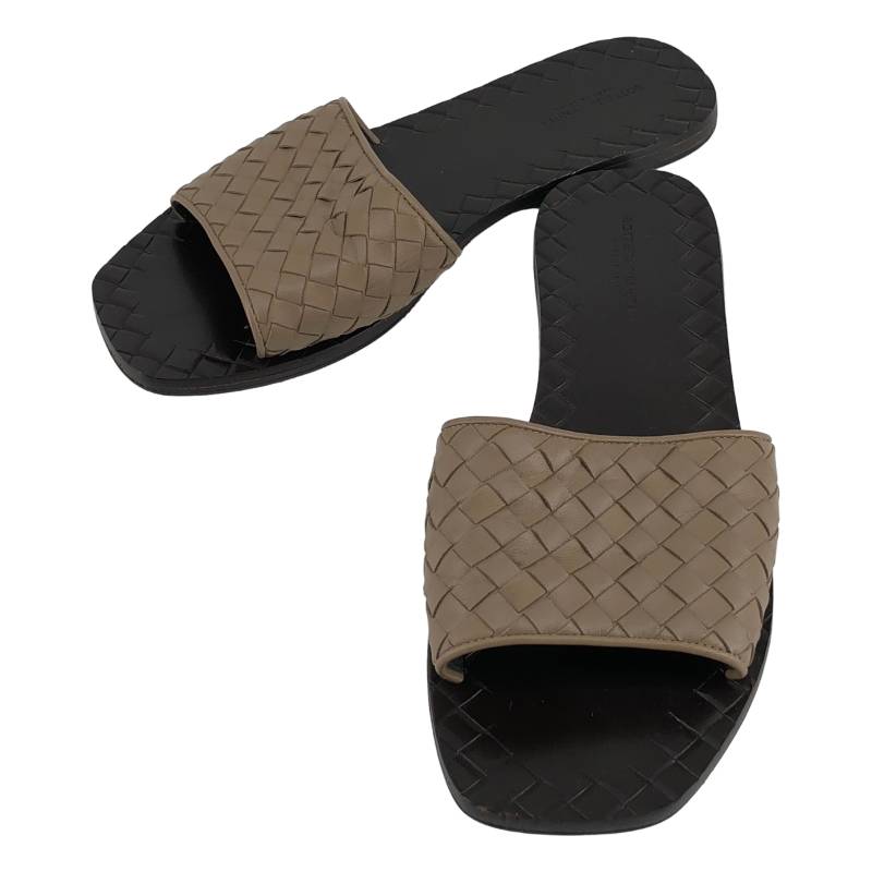 美品☆BOTTEGA VENETA サンダル リド　フラット　イントレチャート 楽天市場】ボッテガヴェネタ パデッド フラットサンダルの通販
