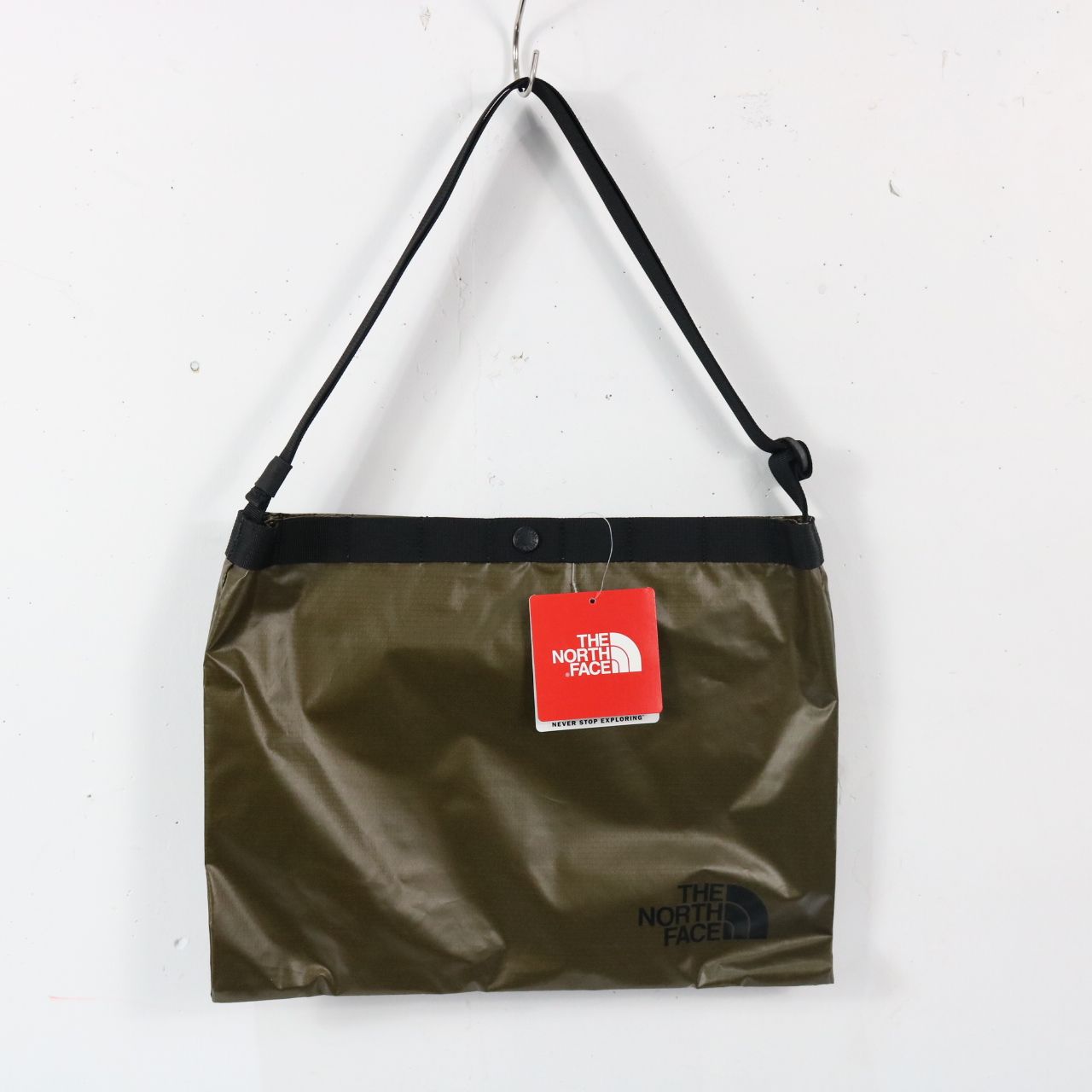 THE NORTH FACE / ザノースフェイス | LOOP MUSETTE BAG ループミュゼットバック ショルダーバッグ | 28×36 | ビーチグリーン | I322012-P-216034cf00a88bd