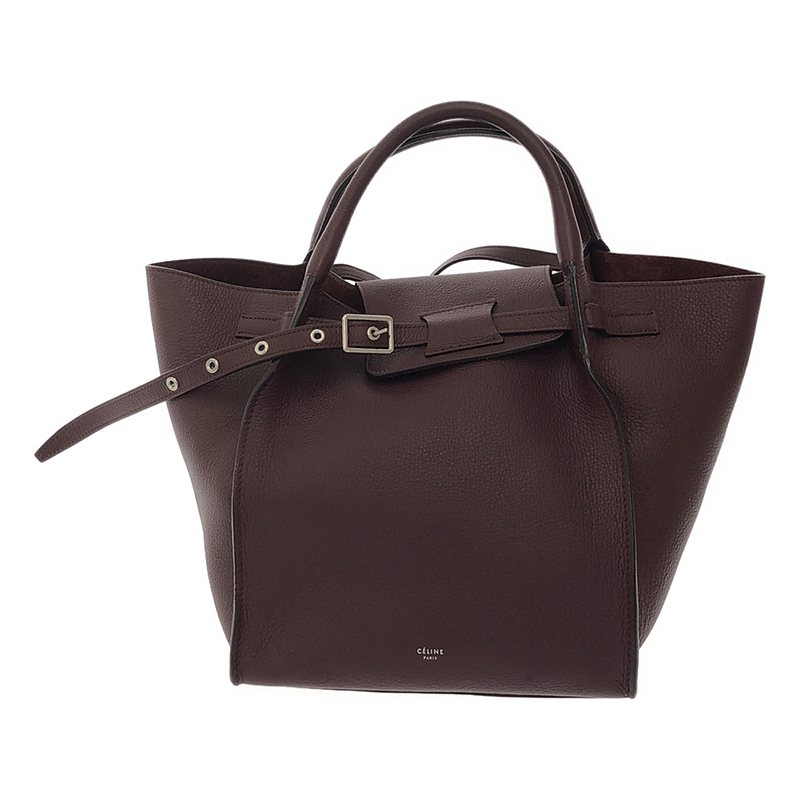 【美品】 CELINE / セリーヌ | ビッグバッグ スモール 2Wayショルダーバッグ サプルグレインドカーフスキン | ワインレッド | レディース商品詳細情報ブランドCELINE / セリーヌ商品名ビッグバッグ スモール 2Wayショルダーバッグ サプルグレインドカーフスキン商品説明品質表示タグはありません【付属品】カード・保管袋品番183313A4U.28WNカラーワインレッド平置き実寸(cm)高さ: 26上面幅: 43底面幅: 24マチ: 21ストラップ(持ち手)全長: 31ショルダーストラップ（最長）: 109採寸値の計測方法について状態状態評価について※ハンドル一部に黒染みがみられます。注意事項免責事項などをご案内しています。詳しくは こちら をご覧ください。KLD USED CLOTHING 楽天市場店で扱う商品について当店の取扱商品は全て中古品、新品であっても一度人の手に渡ったものとなります。 お客様に安心してご利用いただけるよう、下記のような対応を実施したうえでお届けしています。専用機械で毛玉の除去を実施しています。出品前、お届け前に細かなホコリを除去しています。必要に応じてメンテナンス・クリーニングを実施しています。※ 商品の風合いを大切にするため、上記対応を実施しない場合がございます。 ※ あくまでも中古品となります。着用に際する使用感がある場合がございます。詳細は商品説明欄をご参照いただき、ご不明点はお気軽にご質問ください。発送等について商品は当店提携倉庫にて365日24時間、温度湿度を管理し、保管しています。 提携倉庫にて検品・包装の上お客様の元へお届けします。 発送は入金確認後、土、日、祝を除く3営業日以内におこないます。日にち指定はご入金日から5日目以降7日以内に限りお受けいたします。 できるだけ早くお届けできるよう、最善を尽くしますが発送にお時間をいただく場合がございます。商品は提携倉庫にて保管しているため、質問の回答にお時間をいただく場合がございます。 領収書の発行は承っておりません。楽天市場の購入履歴から領収書発行機能をご利用ください。出品物、付属品は特筆のない限り画像掲載のものが全てです（ハンガー等の撮影小物は除く）。 パンツの裾上げ、袖や着丈の詰めの有無については、判断が難しい場合がございます。実寸地をご参照いただき、ご不明点はお気軽にご質問ください。 色の記載には主観が介入します。 また、何色と明確にお答えするのが難しい事もございますので、写真よりご判断ください。買取サービスのご案内買取店に洋服を持ち込み、長く待ったにも関わらず査定金額が安い、価値を評価してくれていない... そのように残念な思いをされたことはありませんか？当店では一点一点、コメントを付して査定をさせて頂いています。 お値段の付いたもの、残念ながらご希望に添えなかったものもあるかもしれませんが、すべて理由を添えて査定結果を提示しています。また、当店はネット販売に特化、少人数で運営しているため、他社様より利益率を低く設定することで、高価買取を実現しています。 お買取りは全国どこからでも、宅配にて承っています。もちろん、ご満足いただけない場合には送料無料にて返送いたします。 詳細は お買取りのご案内をご覧ください。 ぜひ一度当店のお買取をお試しください。