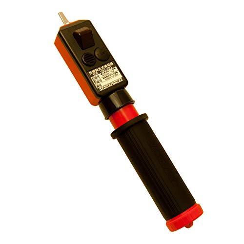 AC80〜7000V■伸縮式で小形：伸ばしたときは長く（815mm）、縮めたときは小さく（215mm）、質量は（140g）と使いやすく携帯に便利 ■高圧の検電：伸ばしたとき、縮めたときでも高圧3.3kV、6.6kV回路の裸線、絶縁電線の両方の検電ができる ■低圧の検電：検電器の検出部の銘板の箇所を持つと、低圧（80V~600V）回路の検電に用いることができ、検電器チェッカ等を用いなくてもAC100Vのコンセントに差込んで、使用前点検が簡単にできる ■確認しやすい表示器：赤色の高輝度発光ダイオードと聞こえやすい電子ブザーの断続音光により、白昼、騒音の場所でも動作確認が容易 ■防滴構造：検出部は密閉されており、塵、埃、水分等による故障を防止