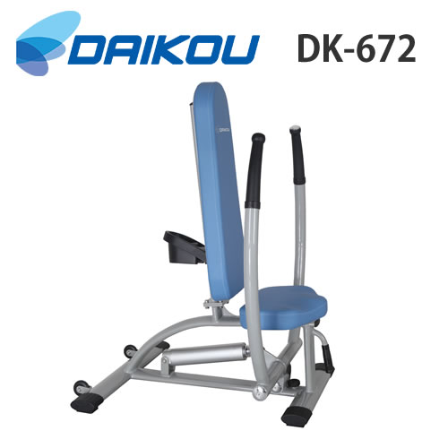 ■商品名 / 商品コード 油圧GYMマシン（準業務用）チェストプレス / ロウ / DK-672 ■本体サイズ W93×L104×H127(cm) ■本体重量 46kg ■体重制限 150kg ■材質 スチールパイプ、PV ■梱包サイズ W99×L112×H44(cm)　梱包重量：57kg ■メーカー保証 1年（取扱説明書に準拠した場合のみ） ■生産国 中国製（PL保険加入済み） ■JANコード 4582246936726 ■備考 ・計測数値に関しましては多少の誤差がございますのでご了承ください。 ・商品は玄関口でお引渡しとなります。 ・お引渡し後、ご自宅の設置場所までの移動は大人が最低2名様必要となります。 ・お客様都合の返品はお受けしかねます。 ■送料：備考 沖縄・離島・一部地域は追加料金がかかる場合がありますので事前にご相談下さい。