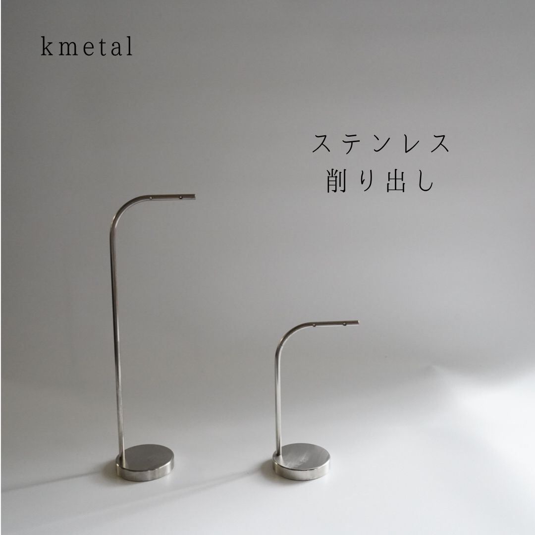 ピアススタンド アクセサリースタンド ディスプレイ シンプル ステンレス 回転 ケース 収納 ボックス トレイ シルバー おしゃれ かわいい 少量 プレゼント ...