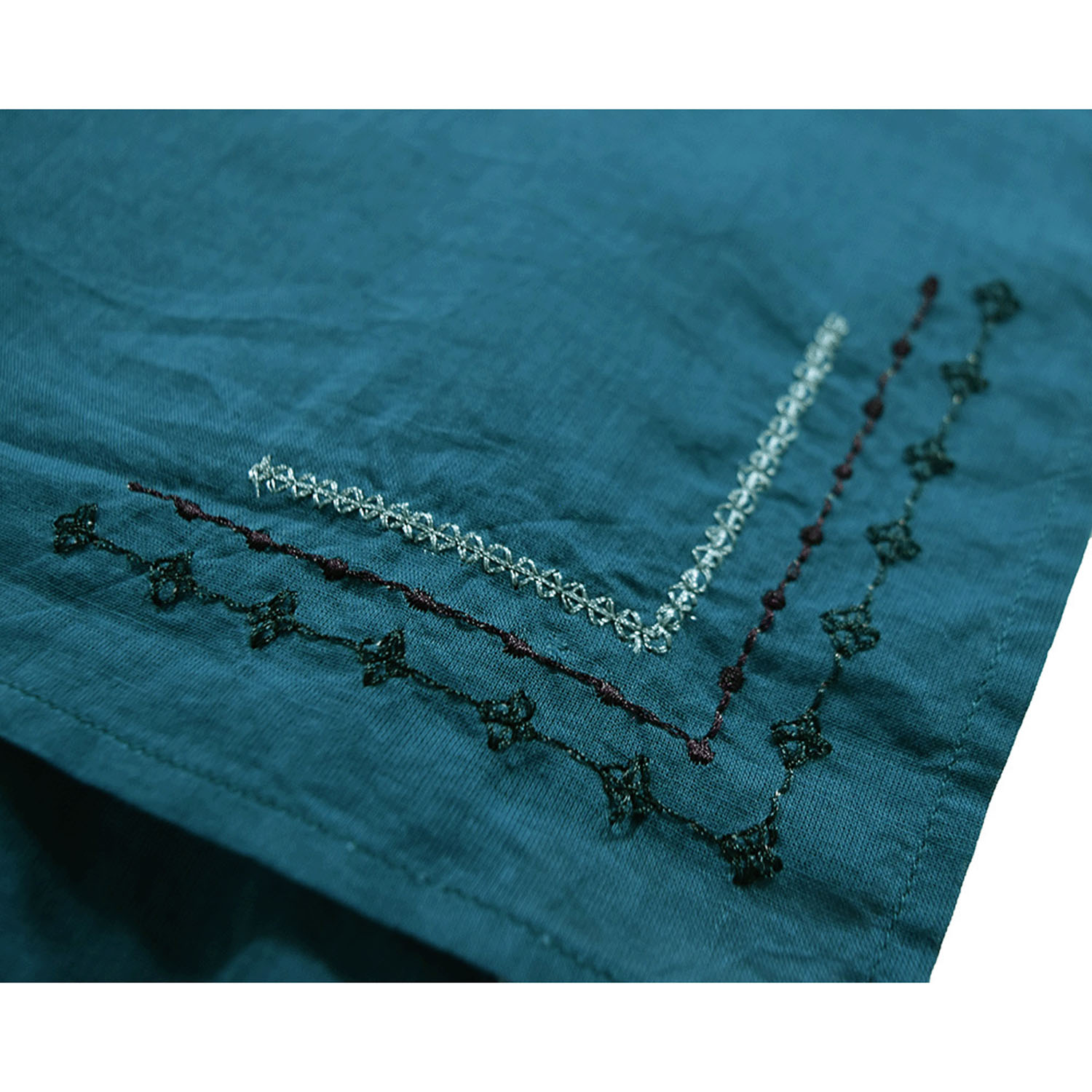 Keitto 手仕事刺繍入りケープブラウス