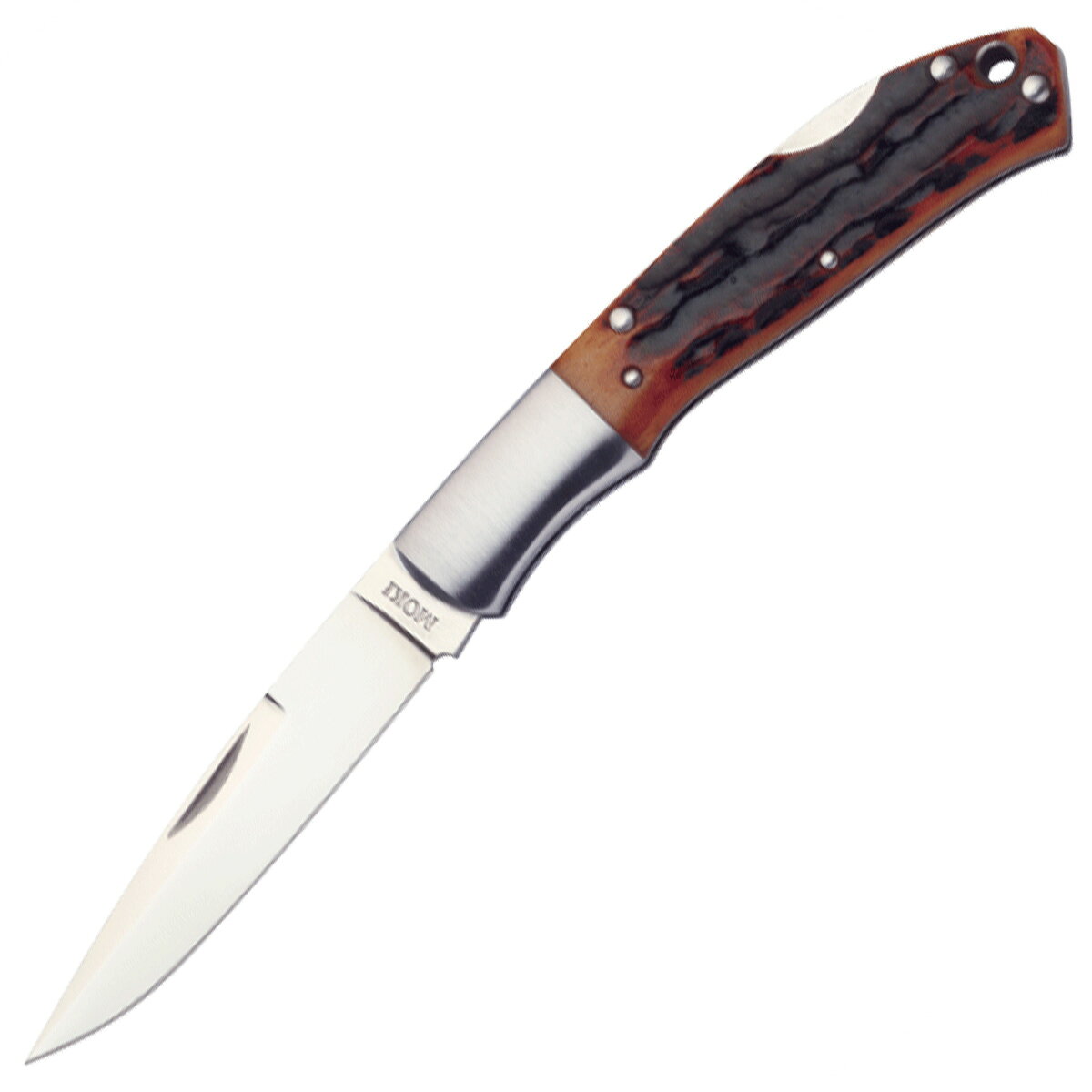■MOKI KNIFE【モキ ナイフ】■ クロノス 【大】【VG-10】【リネンケース】MK-433ANZ ■新品■ 丁寧な作りのバックロックフォルダー ●ミラーフィニッシュ・ブレード 　　綺麗なミラーブレードは切れ味バツグン。箱出しで産毛が切れる最高の切れ味です ●バックロック 　　高精度に組まれた信頼性の高いバックロック方式 ●アンバーカラーカーブドスタッグボーン・ハンドル 　　緩やかなカーブが手に馴染みます ●リネンベルトシース付属 モキのナイフは箱出しで産毛が切れる最高の切れ味 丁寧な仕事で知られるモキ　オススメです！ 宝石のようなナイフは贈り物にも最適 オフィスのデスクから日常のナイフユースに優雅なナイフをどうぞ！ 国内定価：￥26920円 ■商品■Moki Kronos■新品■ ■ブレード：約7.8cm（約2.7mm） ■オープン：約18.2cm ■クローズ：約10.5cm ■ブレードマテリアル：VG-10 ■ハンドルマテリアル：アンバーカラーカーブドスタッグボーン Made in Japan ■MOKI KNIFE【モキ ナイフ】■ クロノス 【大】【VG-10】【リネンケース】MK-433ANZ ■新品■ ■MOKI KNIFE【モキ ナイフ】■ 1907年創業の岐阜県関市の老舗メーカー。1980年代に現会長　桜井茂貴氏のなにちなみ「モキ　ナイフ」に変更。カーショー、ベレッタなど海外の一流ブランドのOEM製作でしられ、その精密で精巧なハンドメイドは世界でも評価が高い。日本で一番のマスプロメーカで最も自信を持ってオススメできる最高のメーカーだ！ ■ ご購入前の注意点 ・製造時、輸送に伴う擦り傷、箱の凹み等ある場合がございます事、ご了承下さい。 ・写真、動画はサンプルとなります。 ・モニターの発色により実際と異なる場合があります。 【重要】この商品は当店実店舗でも販売しております。在庫数の更新は随時行っておりますが、お買い上げいただいた商品が、品切れになってしまうこともございます。 その場合、お客様には必ず連絡をさせていただきます。万が一入荷予定がない場合は、キャンセルさせていただく場合もございますことをあらかじめご了承ください。