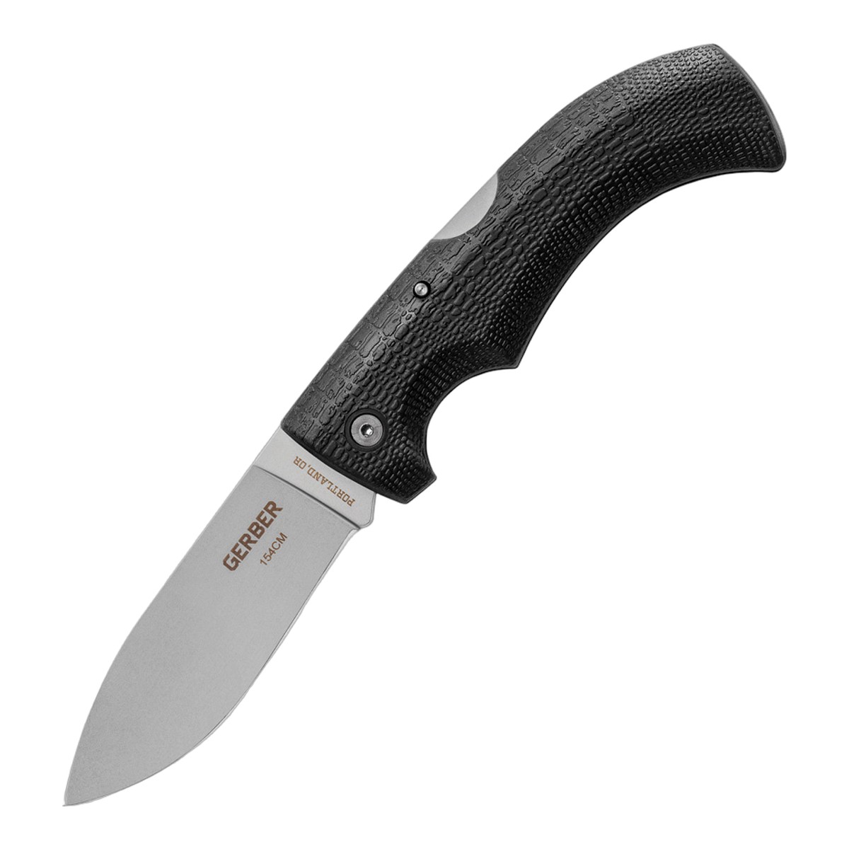 ■GERBER【ガーバー】■ ゲイター フォールディングナイフ 【ドロップポイント】【154CM】【クラトン】GATOR ■新品■ 1991年ブレードマガジンで革新的なテクノロジーとして賞をもらっている シースナイフタイプ　ゲイターのフォールディングナイフ　バージョン 刃持ちの良い高級鋼材　154CM採用 ●ドロップポイント 　　使い勝手の良い大型ドロップポイントブレード 　　刃持ちの良い高級鋼材154CM鋼 ●バックロック 　　信頼性の高いバックロック方式 ●クラトンハンドル 　　ワニ皮模様の手に吸い付くラバー素材 ●ナイロンベルトシース付属 トータルで大変使用範囲の広いモデルに仕上がっており、ハンティング用としてだけではなく一般のアウトドア作業まで　幅広く使用しやすいナイフです ナイフマガジン　07年2月号でハンター中條　高明氏 「老骨の独断と偏見であるが、いまだにガーバーのゲーターを凌ぐトータルバランスに優れたナイフをほかに知らない」 Made in U.S.A ■商品■新品■ ■ブレード：約9.5cm(約3mm） ■オープン：約22cm ■クローズ：約12.6cm ■ブレードマテリアル：154CM ■ハンドルマテリアル：Polypropylene base with santoprene over-mold ■シースマテリアル：Ballistic nylon Made in U.S.A ■GERBER【ガーバー】■ ゲイター フォールディングナイフ 【ドロップポイント】【154CM】【クラトン】GATOR ■新品■ ■GERBER【ガーバー】 ■ GERBER【ガーバー】社は1939年にオレゴン州で創業した、世界でもっとも有名なマスプロ・ナイフ・メーカーである。ケルトの有名な伝説に出てくる岩に突き刺さった刃剣がトレードマークだ。切れ味と刃持ちのよさを信条とする同社のポリシーはその優れたナイフだけでなく、 アル・マー や カーショウ といった優れたナイフ関係者も生み出している。 ■ ご購入前の注意点 ・製造時、輸送に伴う擦り傷、箱の凹み等ある場合がございます事、ご了承下さい。 ・写真、動画はサンプルとなります。 ・モニターの発色により実際と異なる場合があります。 【重要】この商品は当店実店舗でも販売しております。在庫数の更新は随時行っておりますが、お買い上げいただいた商品が、品切れになってしまうこともございます。 その場合、お客様には必ず連絡をさせていただきます。万が一入荷予定がない場合は、キャンセルさせていただく場合もございますことをあらかじめご了承ください。 ブッシュクラフト キャンプナイフ アウトドアナイフ 刃物 固定刃 シースナイフ サバイバル ハンティング ハンター 薪割り フェザー アウトドア フィールド 外あそびアメリカ伝統ブランド ガーバー社 昨今はアメリカ製に回帰。コンバットモデルからキャンプなどにも最適なアウトドア ナイフ モデル多数