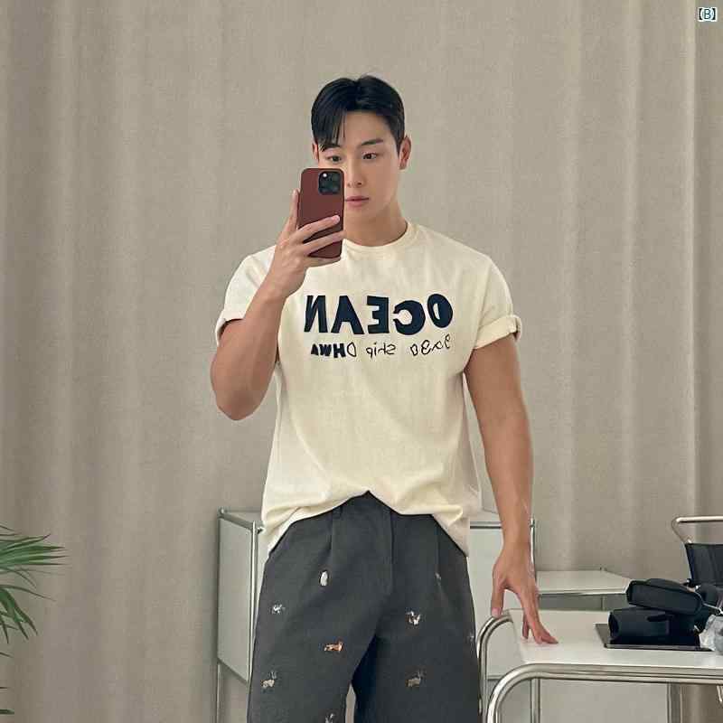 メンズ　韓国　ファッション　おしゃれ　海外ファッション 男性用 ホワイト ラウンドネック 半袖 Tシャツ 夏 韓国 シック 立体 文字 プリント