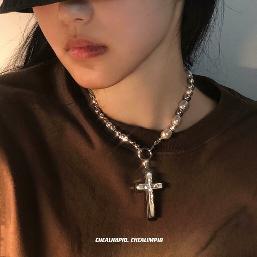 Y2K ファッション 2000代 CHEALIMPID クロス パール ラインストーン メタル 高級 チタン ネックレス 男女兼用 Y2K ファッション 2000代 CHEALIMPID クロス パール ラインストーン メタル 高級 チタン ネックレス 男女兼用