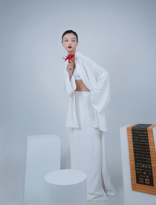 レディース　ファッション　ダンス　衣装　おしゃれ ホワイト アンティーク ジャケット 中華風 日常 ハイエンド パフォーマンス ウェア