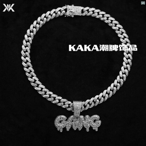 ギャング GANG 文字だらけ 欧米 街並み ペンダント 男女兼用 ショート 鎖骨 チェーン HIPHOP キューバ ギャング GANG 文字だらけ 欧米 街並み ペンダント 男女兼用 ショート 鎖骨 チェーン HIPHOP キューバ