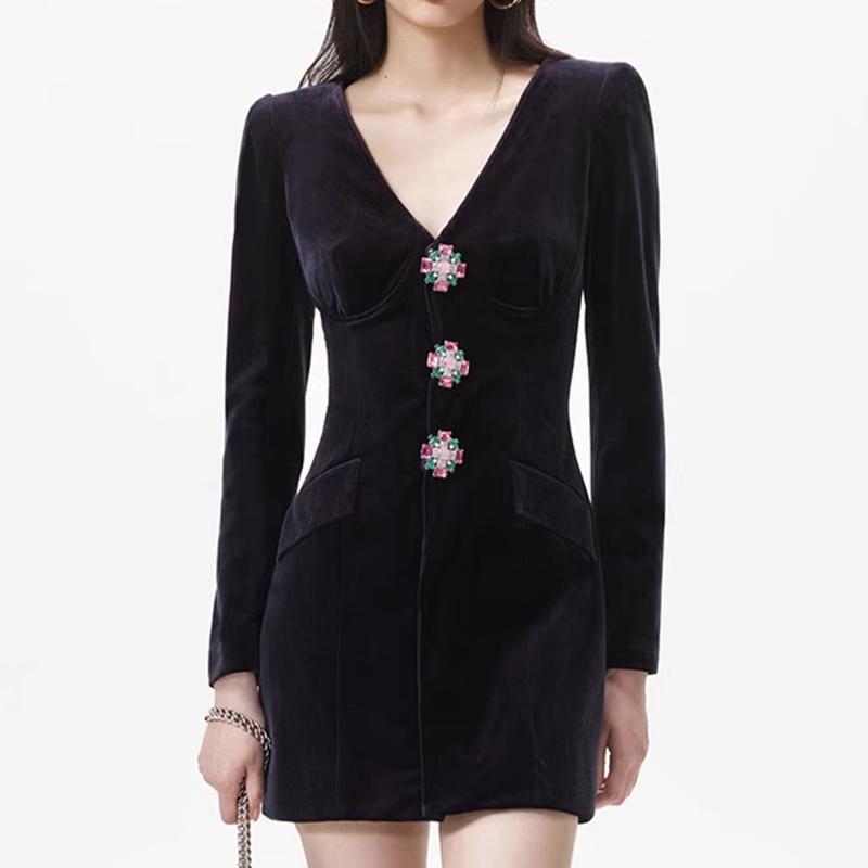 海外ファッション　冬　ウィンター　レディース　レディース　アーバン　アーバンファッション　大人 春 レトロ ブラックベルベット Vネック ボタン 長袖 ヒップ ドレス レディース