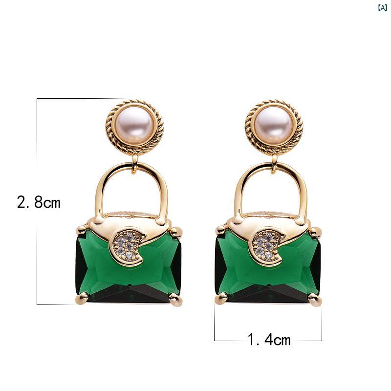 レディース　ファッション　アクセサリー　綺麗　上品　大人 イヤリング ハイエンド バッグ 丸顔 スリム 耳 スタッド ライト 高級 アクセサリー