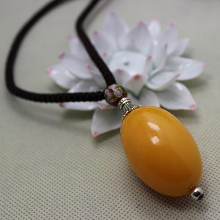 レディース　アクセサリー　ファッション　おしゃれ　上品　大人　レディース レトロ 森 ガール エスニック 文学 蜜蝋 ペンダント 隠し 銀 魚 ロング ネックレス コットン リネン 秋冬 セーター チェーン