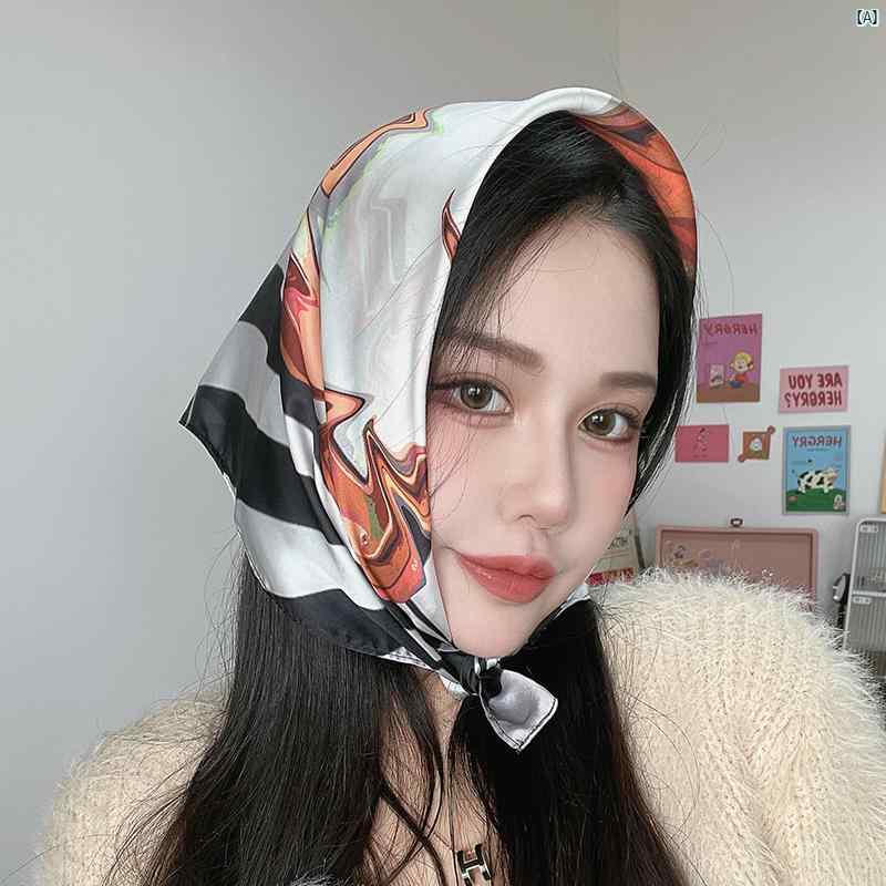 レディース　ファッション　小物　スカーフ　柄　かわいい　Y2K 平成　ワンポイント フランス ブラック ホワイトストライプ 小柄 正方形 スカーフ 春秋 ネック アクセサリー 装飾 ヘッド