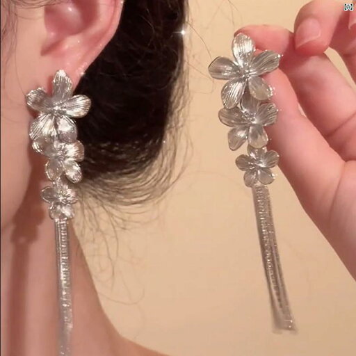 レディース アクセサリー 上品 かわいい 綺麗 付けすい シンプル メタル フラワー タッセル イヤリング フレンチ 誇張 クール ロング レディース レディース アクセサリー 上品 かわいい 綺麗 付けすい シンプル メタル フラワー タッセル イヤリング フレンチ 誇張 クール ロング レディース