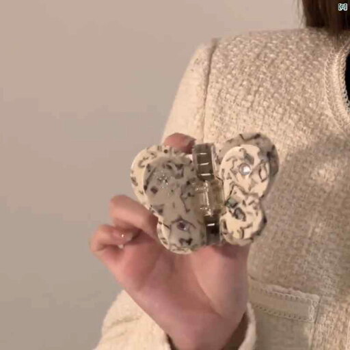 レディース アクセサリー 上品 かわいい 綺麗 付けすい シンプル 韓国 バタフライ クリップ レトロ シャーク 風 ハーフ 結び 快適 ヘアキャッチャー後頭部 ヘア アクセサリー レディース アクセサリー 上品 かわいい 綺麗 付けすい シンプル 韓国 バタフライ クリップ レトロ シャーク 風 ハーフ 結び 快適 ヘアキャッチャー後頭部 ヘア アクセサリー