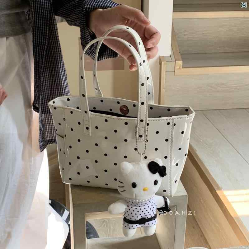韓国　韓国雑貨　インテリア　小物 プリンセス パテントレザー 光沢 小柄 ハンドバッグ レディース 水玉 かわいい フレンチ 脇下 バッグ