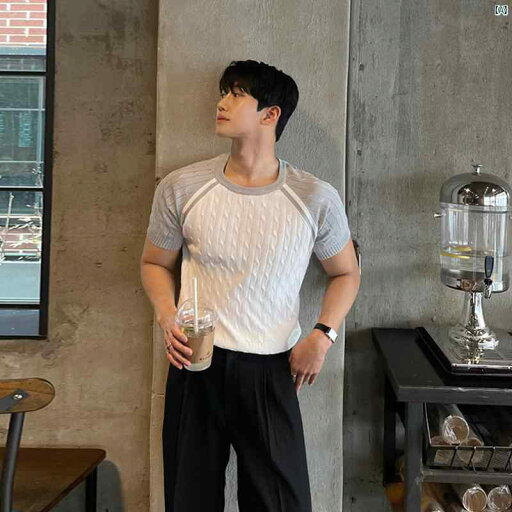 メンズ ファッション 韓国ファッション オシャレ 韓国 ラウンドネック スリムフィット セーター 男性 夏 韓国 ステッチ ツイスト 半袖 Tシャツ メンズ ファッション 韓国ファッション オシャレ 韓国 ラウンドネック スリムフィット セーター 男性 夏 韓国 ステッチ ツイスト 半袖 Tシャツ