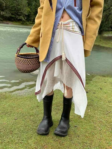 レディース ファッション オシャレ 海外 モダン アーバン 美 エデン 園 複雑 マルチ カラー 刺繍 巾着 レイ ヤード スカート レディース ファッション オシャレ 海外 モダン アーバン 美 エデン 園 複雑 マルチ カラー 刺繍 巾着 レイ ヤード スカート