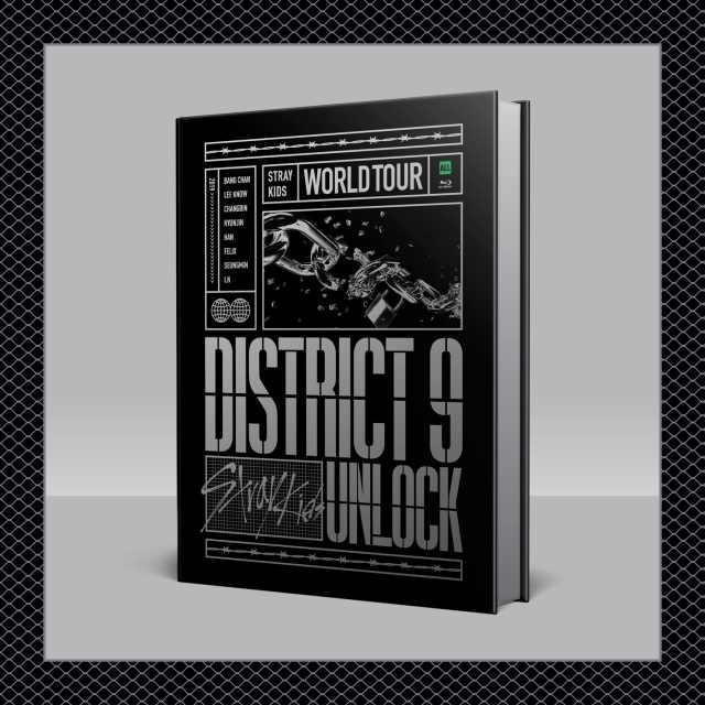 安心 迅速の日本国内発送 Stray Kids World Tour District 9 Unlock in SEOUL Blu-ray Disc ストレイキッズ スキズ straykids アルバム