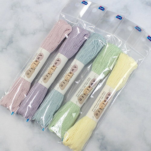 商品特徴 材質綿　100％ 内容長さ約40m　1かせ入り【刺し子に最適な糸】オリムパス　刺し子糸　40m　Sashiko Awai-iro 淡くかわいいアイシーなパステルカラー（A1～A5・A11～15）と、オトナかわいいクスミカラー（A6...