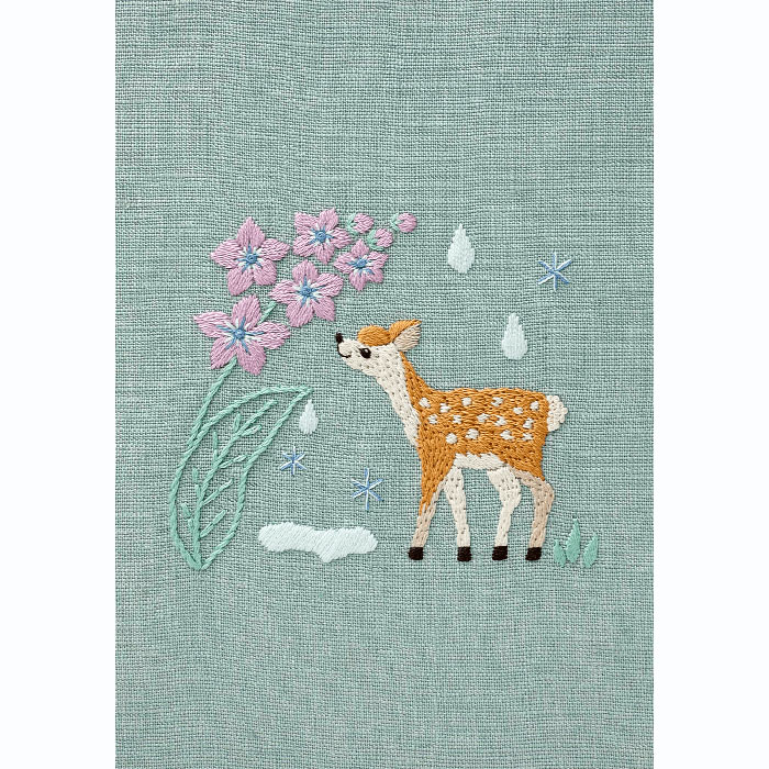 Rakuten - DMC　刺繍キット　森で暮らす動物たちの12か月　June　6月　雨上がりと花の香りに喜ぶ小鹿さん