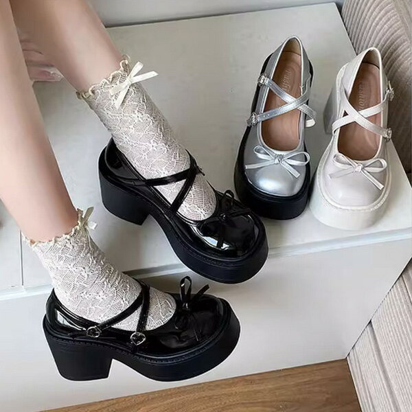 レディース メリージェーン フラットソール スリッポン ストラップ エナメル 可愛い 推し活 ホワイト ブラック 約6cm 歩きやすい送料無料 秋冬春