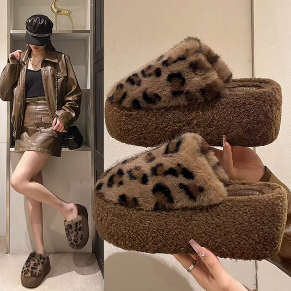 サンダル レディース ファースリッパ 厚底サンダル ボア フラットソール 歩きやすい 秋冬新作 脚長 スタイルアップ 【7cm 身長UP】