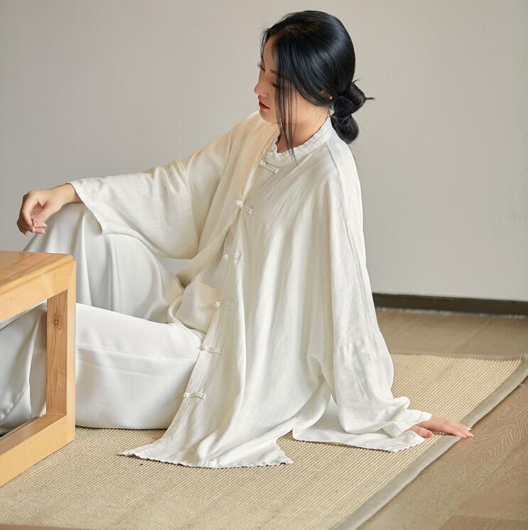 Rakuten - リネンシャツ 中華風シャツ 前開き 棉麻アウター 長袖シャツ レディーストップス 棉麻 春夏 チャイナボタン 太極拳ウェア ゆったり ナチュラル風 森系 ルームウェア 冷房対策 日焼け止め デイリー シンプル フリーサイズ ホワイト ブラック グレー