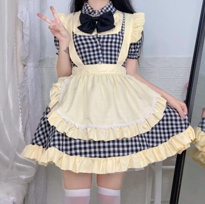 チェック柄メイド服 可愛いワンピース 大人用コスチューム メイドコスプレ フリル 半袖メイド服 ハロウィン衣装 ワンピース+エプロン+カチューシャ ウェイトレスコスプレ 萌え 舞台衣装 イベント 学園祭 キャラクター 仮装 変装 女装 ブラック レッド S-3L