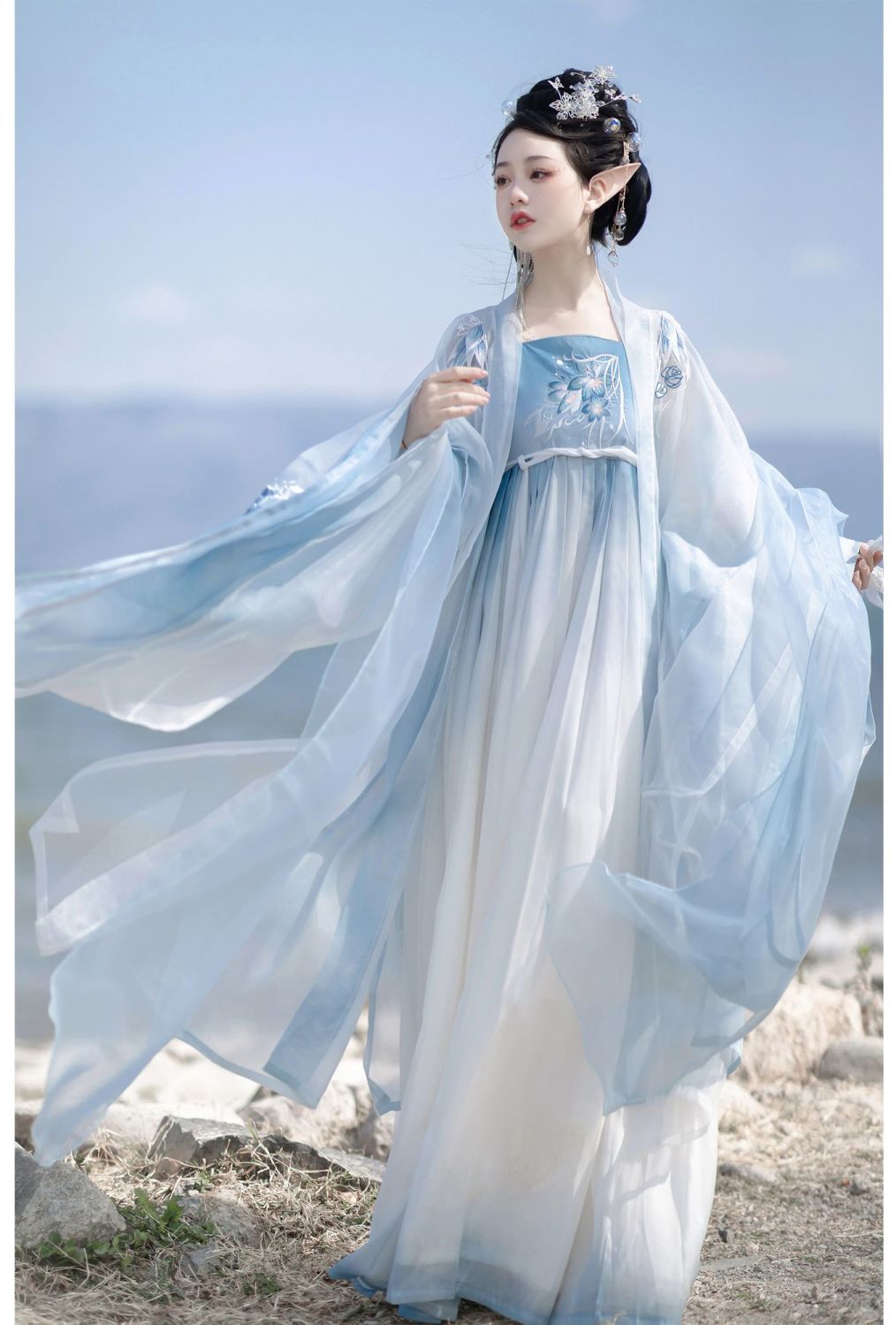 漢服 セット コスプレ 3点/4点セット 刺繍 花 スカート 羽織 仙女 古典 仮装 学園祭文化祭 華やか チャ..