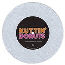 【中古】Dr.SUZUKI Kuttin’ Donuts 7' Slipmat White 7インチ用スリップマット ドクター鈴木【メーカー名】Dr.SUZUKI【メーカー型番】DSS-7KUT【ブランド名】Dr. Suzuki【商品説明】Dr.SUZUKI Kuttin’ Donuts 7' Slipmat White 7インチ用スリップマット ドクター鈴木当店では初期不良に限り、商品到着から7日間は返品を 受付けております。他モールとの併売品の為、完売の際はご連絡致しますのでご了承ください。中古品の商品タイトルに「限定」「初回」「保証」などの表記がありましても、特典・付属品・保証等は付いておりません。品名に【import】【輸入】【北米】【海外】等の国内商品でないと把握できる表記商品について国内のDVDプレイヤー、ゲーム機で稼働しない場合がございます。予めご了承の上、購入ください。掲載と付属品が異なる場合は確認のご連絡をさせていただきます。ご注文からお届けまで1、ご注文⇒ご注文は24時間受け付けております。2、注文確認⇒ご注文後、当店から注文確認メールを送信します。3、お届けまで3〜10営業日程度とお考えください。4、入金確認⇒前払い決済をご選択の場合、ご入金確認後、配送手配を致します。5、出荷⇒配送準備が整い次第、出荷致します。配送業者、追跡番号等の詳細をメール送信致します。6、到着⇒出荷後、1〜3日後に商品が到着します。　※離島、北海道、九州、沖縄は遅れる場合がございます。予めご了承下さい。お電話でのお問合せは少人数で運営の為受け付けておりませんので、メールにてお問合せお願い致します。営業時間　月〜金　11:00〜17:00お客様都合によるご注文後のキャンセル・返品はお受けしておりませんのでご了承ください。