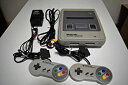 【中古】(非常に良い)スーパーファミコン本体 コントローラー・アダプタ・ケーブル セット