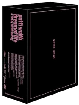 【中古】パティ・スミス:ドリーム・オブ・ライフ (コレクターズBOX) [DVD]