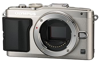【中古】(未使用・未開封品)OLYMPUS ミラーレス一眼 PEN Lite E-PL6 ボディ シルバ...